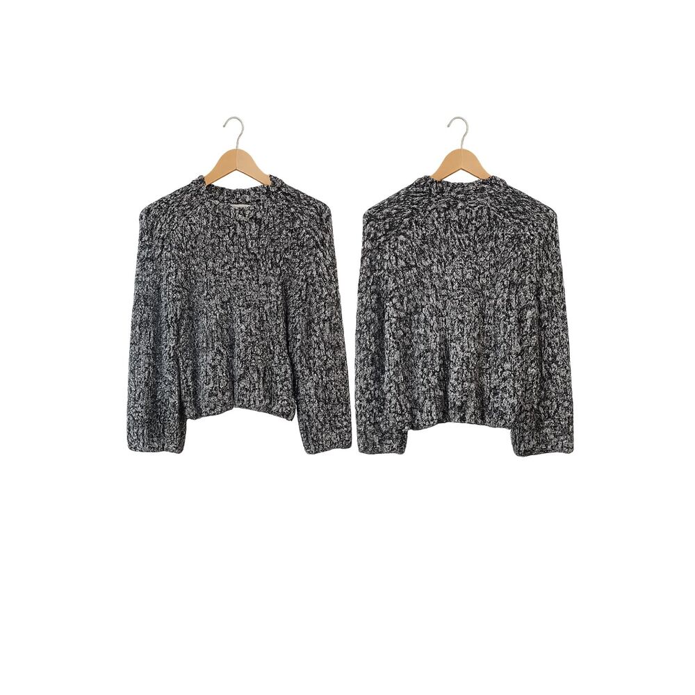 Abercrombie & Fitch Marled Crew Sweater in Black & White Size S (NWOT)